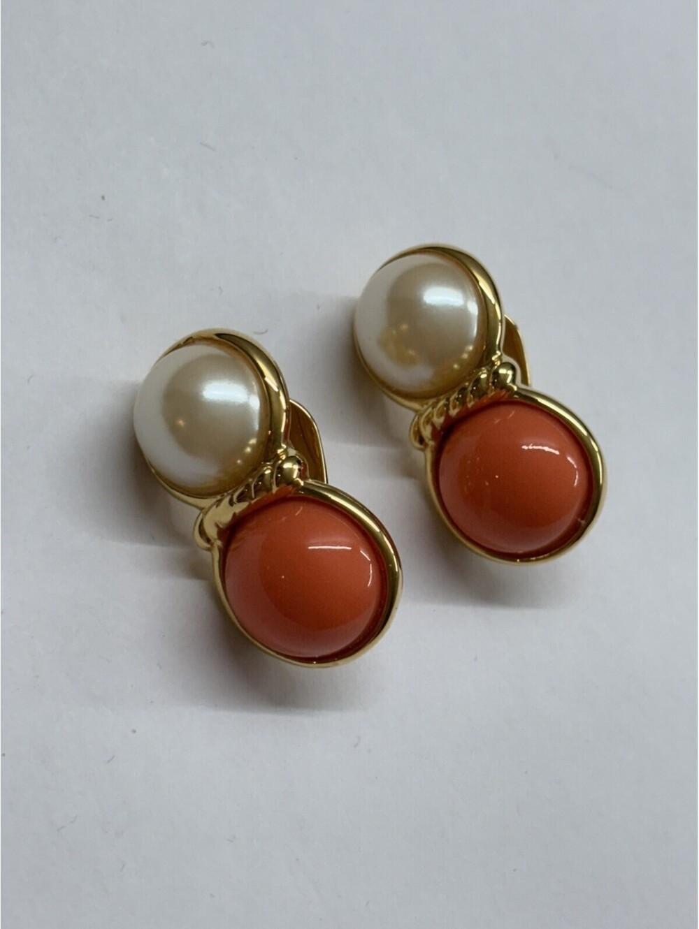 VINTAGE JOAN RIVERS Faux Coral Pearl GOLD TONE EARRINGS Statement Chunky EC CLIP